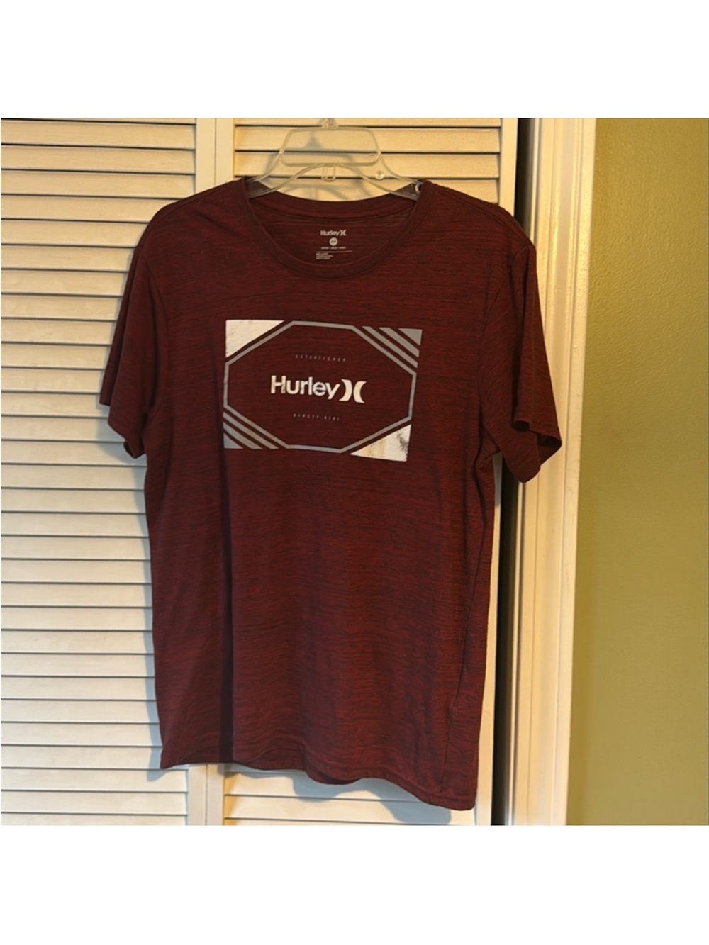 Lot of 6 Men’s Medium Hurley T-Shirts - Picture 6 of 7